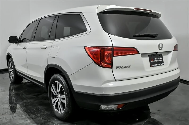 2018 Honda Pilot 3rd Gen - Image 9 of 21