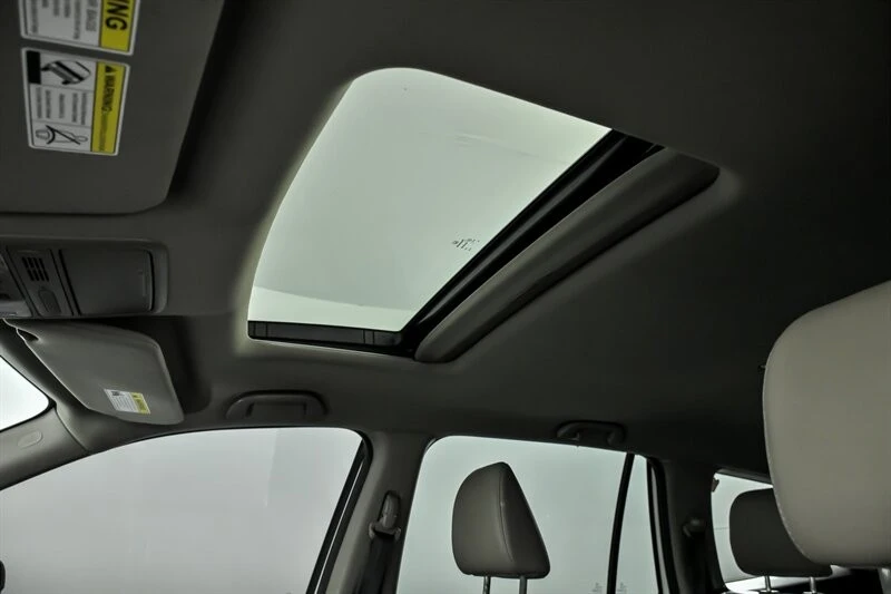 2018 Honda Pilot 3rd Gen - Image 20 of 21