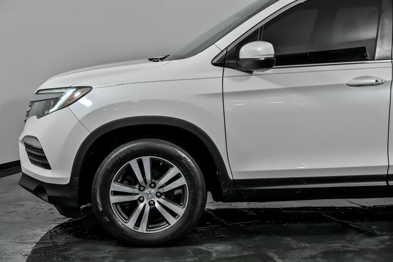 2018 Honda Pilot 3rd Gen - Image 6 of 21