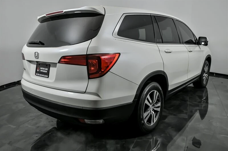 2018 Honda Pilot 3rd Gen - Image 10 of 21