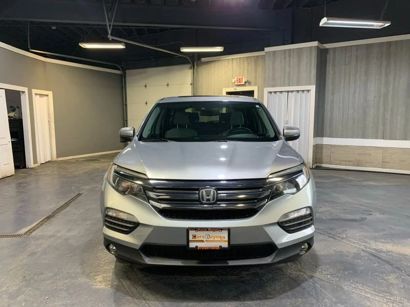 2018 Honda Pilot 3rd Gen - Image 2 of 12