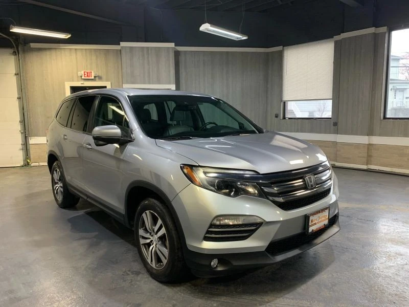 2018 Honda Pilot 3rd Gen - Image 8 of 12
