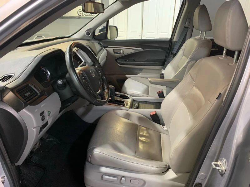 2018 Honda Pilot 3rd Gen - Image 9 of 12