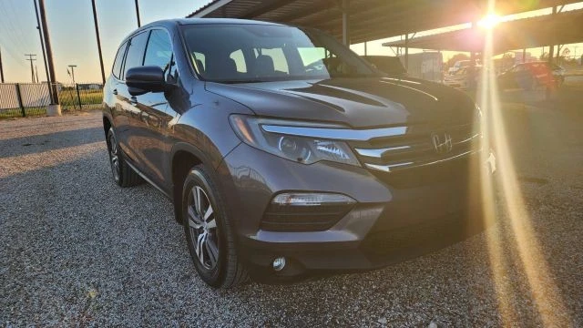 2018 Honda Pilot 3rd Gen - Image 13 of 21