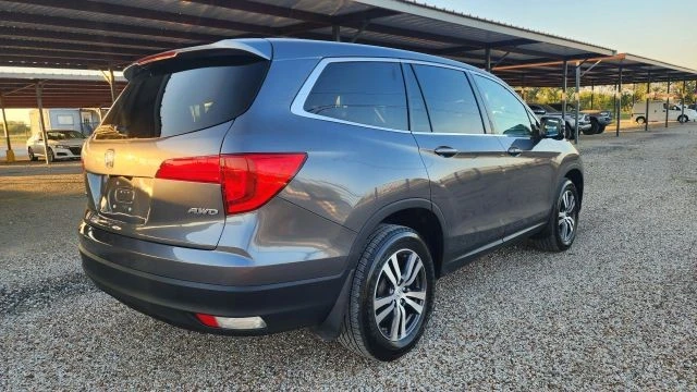 2018 Honda Pilot 3rd Gen - Image 11 of 21