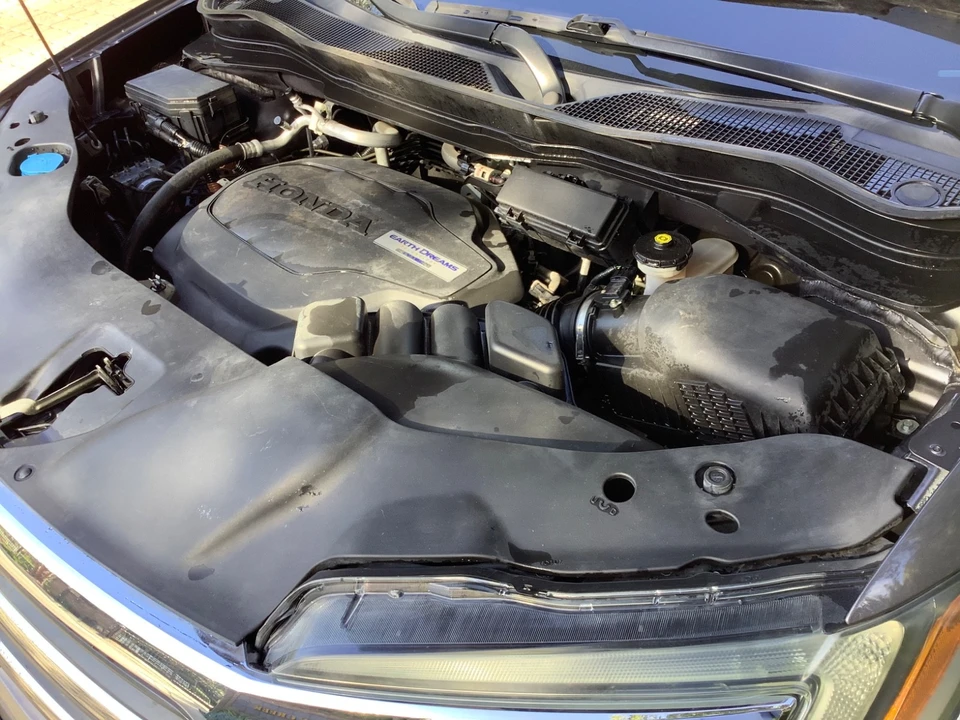 2018 Honda Pilot 3rd Gen - Image 17 of 17
