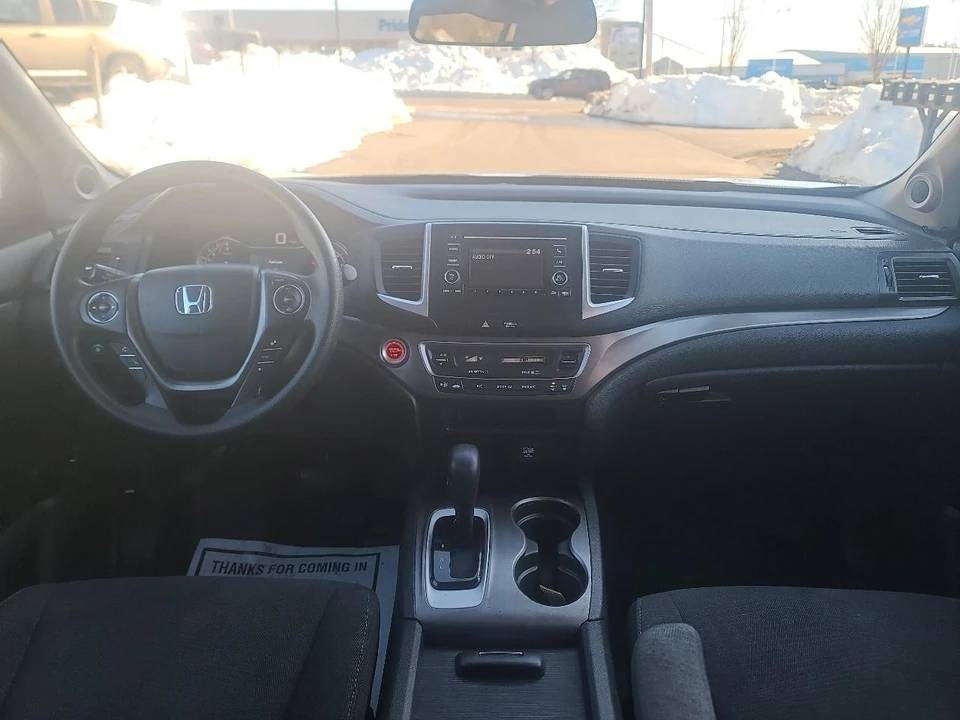2018 Honda Pilot 3rd Gen - Image 20 of 21