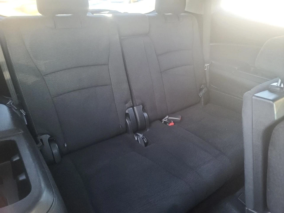 2018 Honda Pilot 3rd Gen - Image 15 of 21