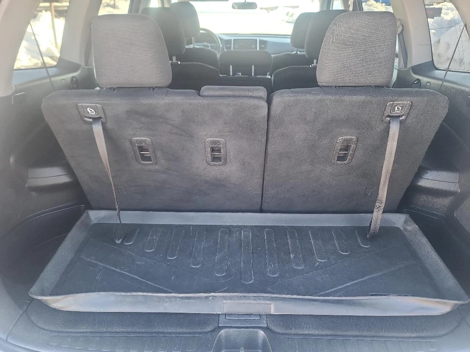 2018 Honda Pilot 3rd Gen - Image 13 of 21