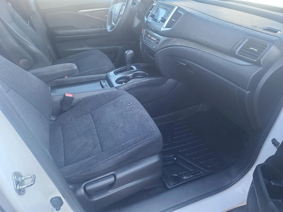 2018 Honda Pilot 3rd Gen - Image 17 of 21