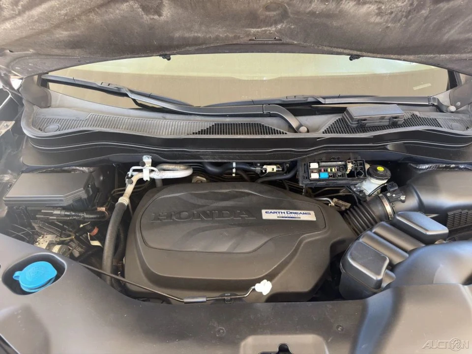 2018 Honda Pilot 3rd Gen - Image 21 of 21