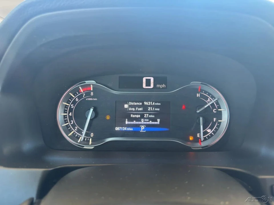2018 Honda Pilot 3rd Gen - Image 11 of 21