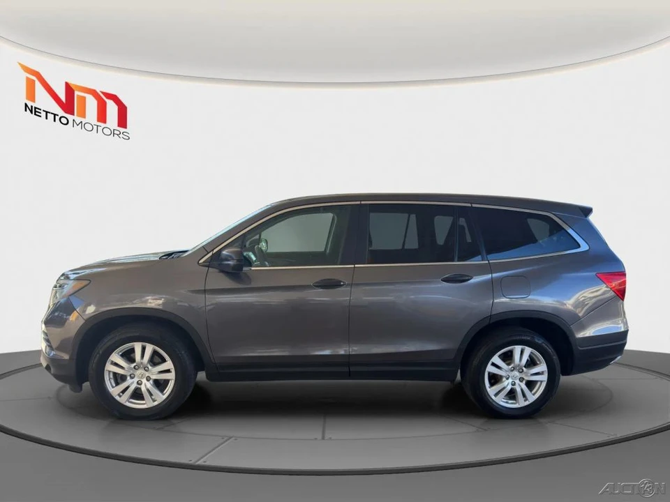2018 Honda Pilot 3rd Gen - Image 2 of 21
