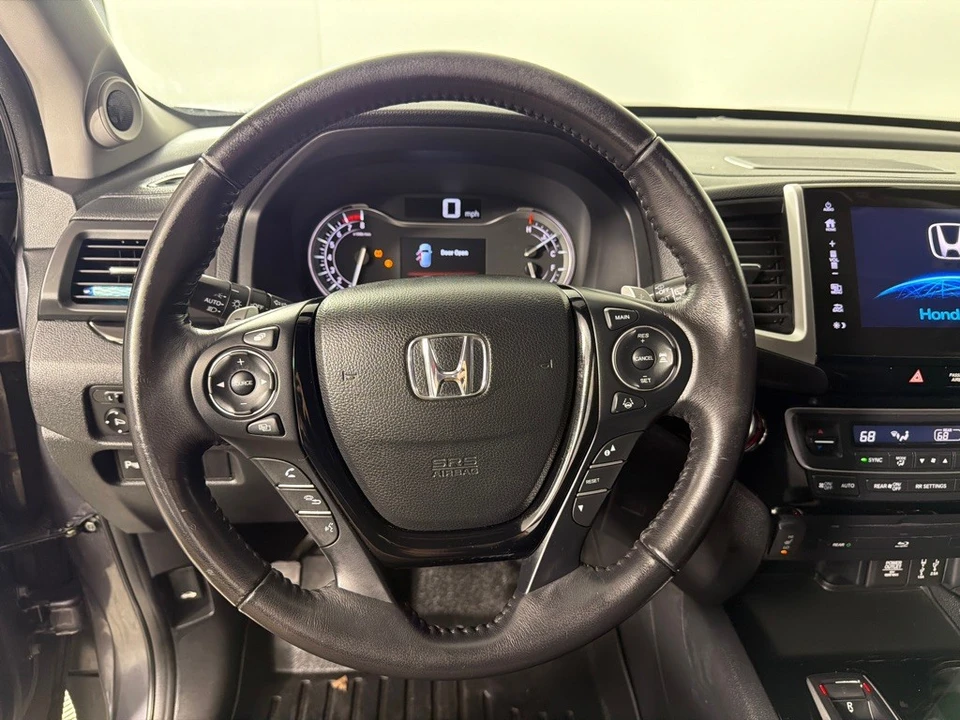 2018 Honda Pilot 3rd Gen - Image 16 of 21