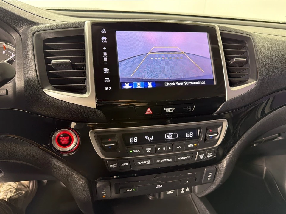 2018 Honda Pilot 3rd Gen - Image 19 of 21