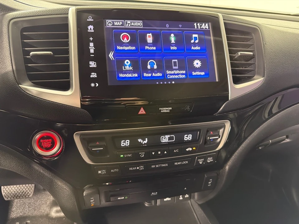 2018 Honda Pilot 3rd Gen - Image 17 of 21
