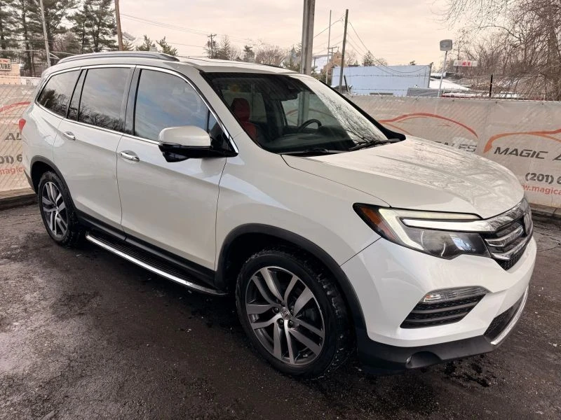 2018 Honda Pilot 3rd Gen - Image 7 of 12