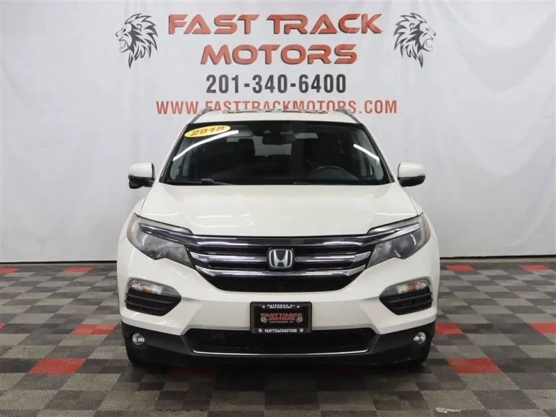 2018 Honda Pilot 3rd Gen - Image 2 of 12