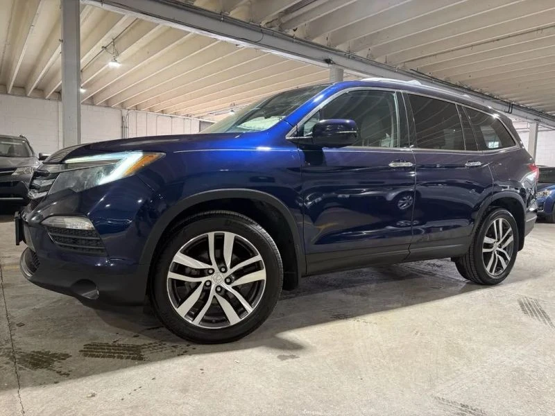 2018 Honda Pilot 3rd Gen - Image 2 of 12
