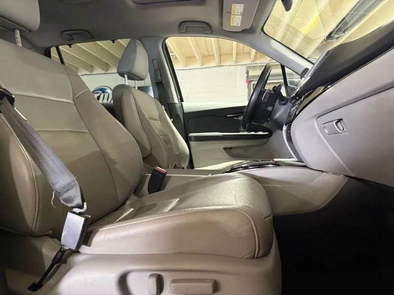 2018 Honda Pilot 3rd Gen - Image 11 of 12