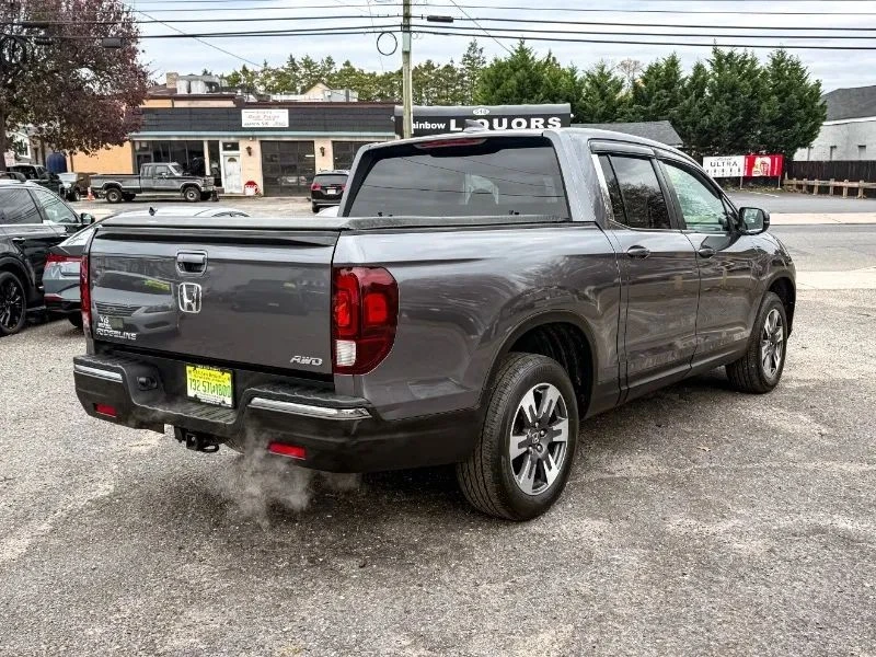 2018 Honda Ridgeline 2nd Gen - Image 7 of 12