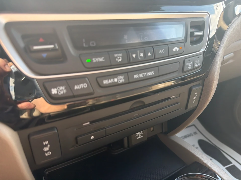 2018 Honda Ridgeline 2nd Gen - Image 17 of 21