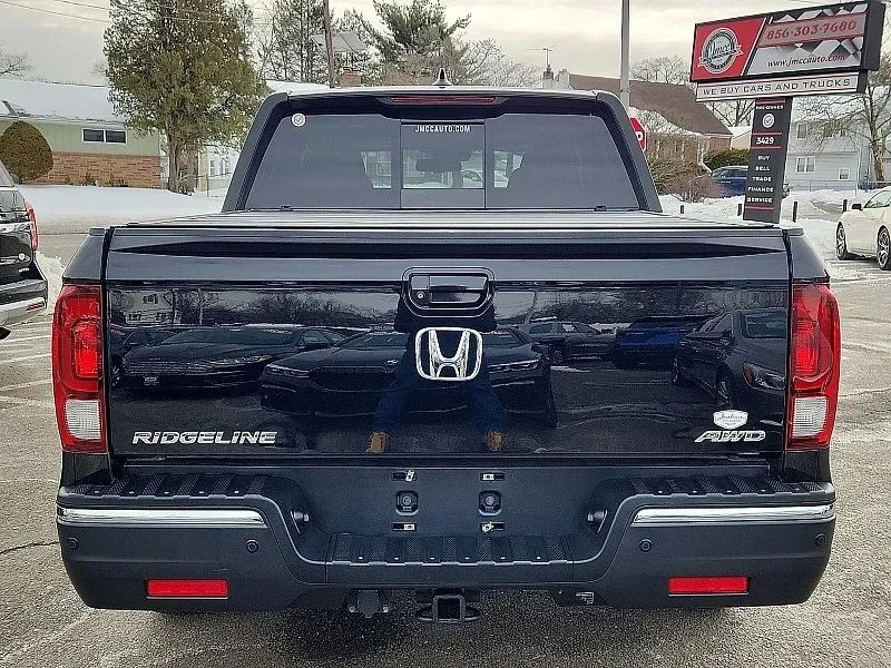 2018 Honda Ridgeline 2nd Gen - Image 6 of 12