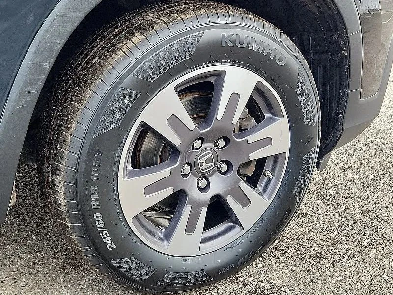 2018 Honda Ridgeline 2nd Gen - Image 9 of 12