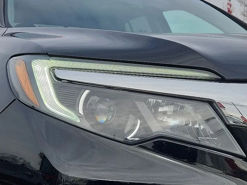 2018 Honda Ridgeline 2nd Gen - Image 10 of 12