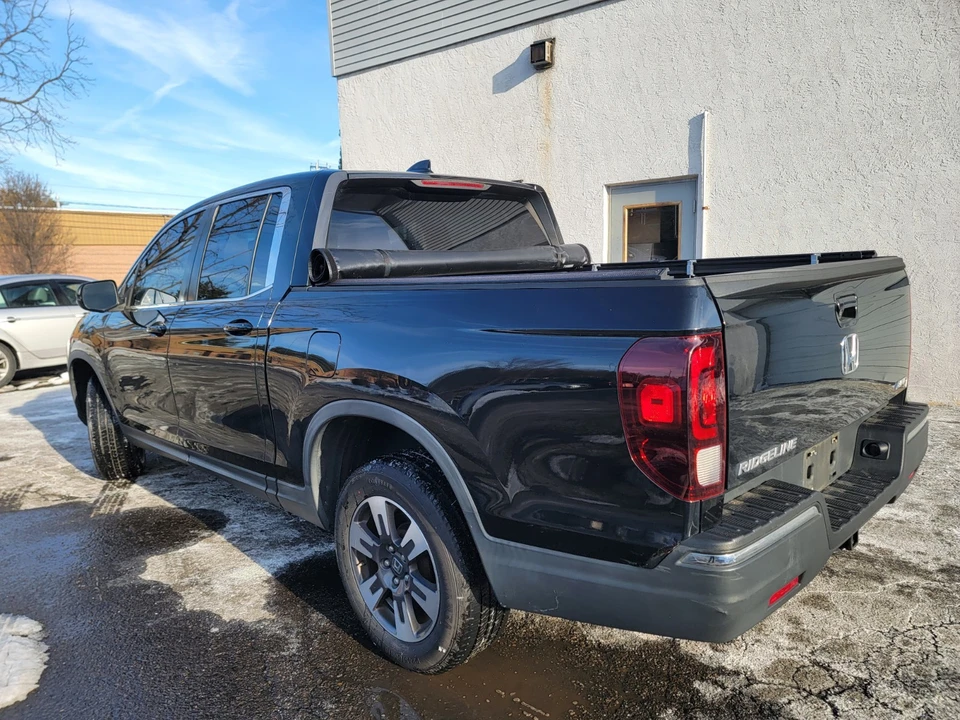 2018 Honda Ridgeline 2nd Gen - Image 3 of 15