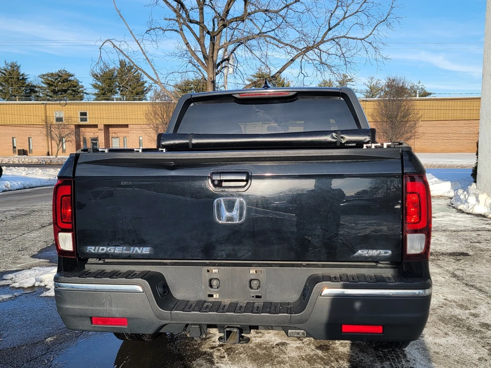 2018 Honda Ridgeline 2nd Gen - Image 4 of 15