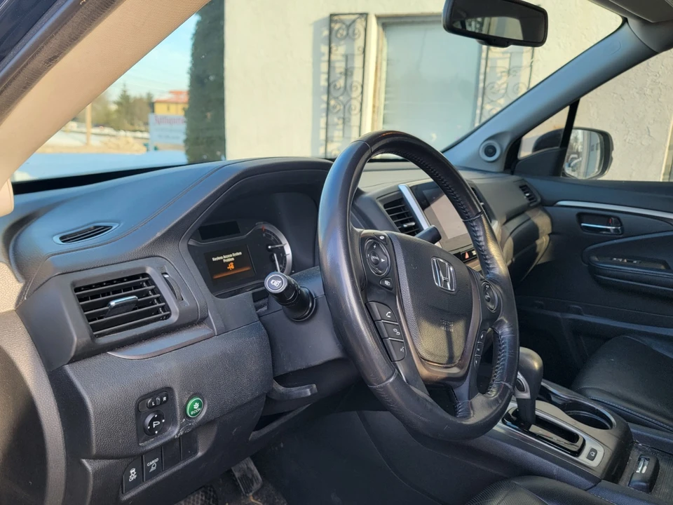 2018 Honda Ridgeline 2nd Gen - Image 8 of 15