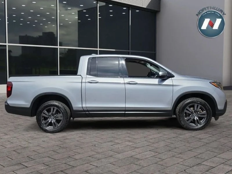 2018 Honda Ridgeline 2nd Gen - Image 6 of 12