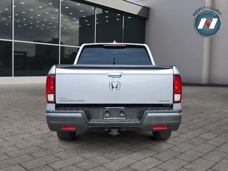 2018 Honda Ridgeline 2nd Gen - Image 4 of 12