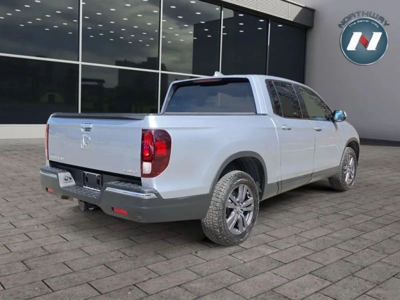 2018 Honda Ridgeline 2nd Gen - Image 5 of 12