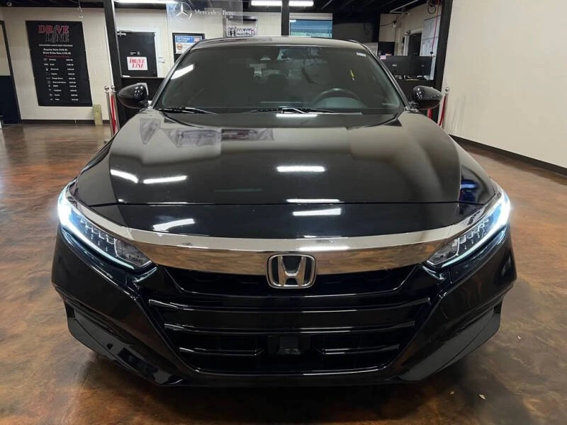 2018 Honda Accord 10th Gen - Image 16 of 18