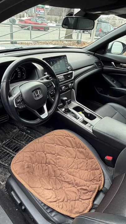 2018 Honda Accord 10th Gen - Image 5 of 13