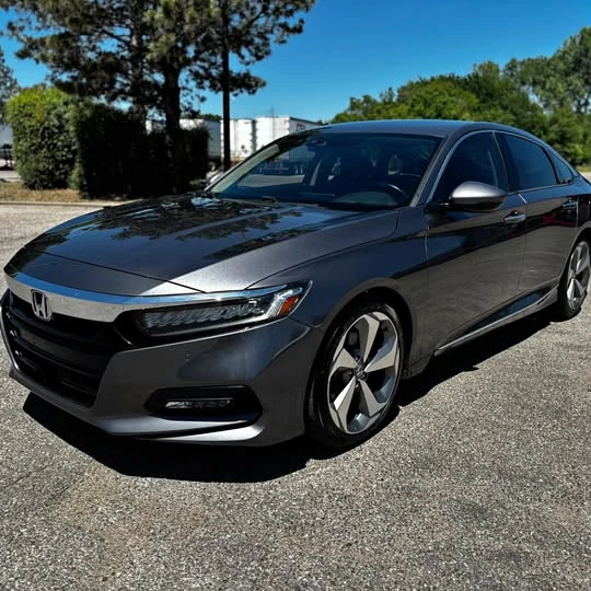 2018 Honda Accord 10th Gen - Image 1 of 1
