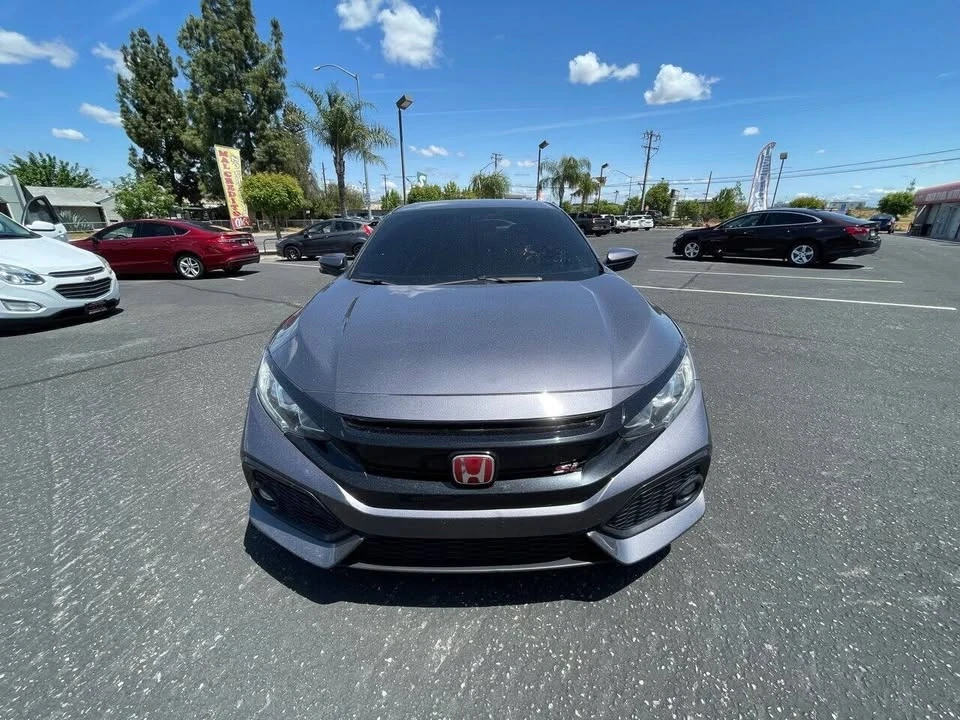 2018 Honda Civic 10th Gen - Image 11 of 20