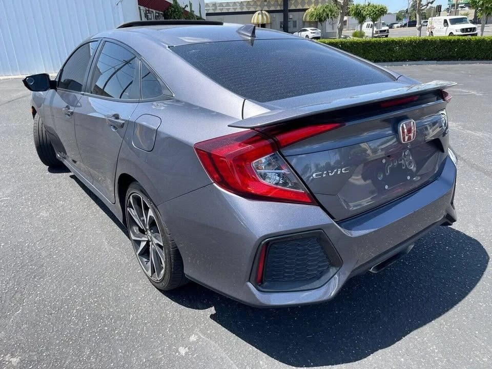 2018 Honda Civic 10th Gen - Image 17 of 20