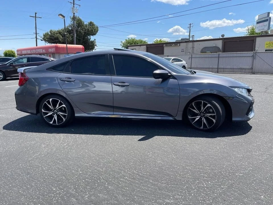 2018 Honda Civic 10th Gen - Image 8 of 20