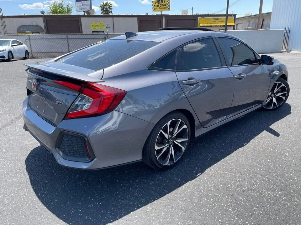 2018 Honda Civic 10th Gen - Image 15 of 20