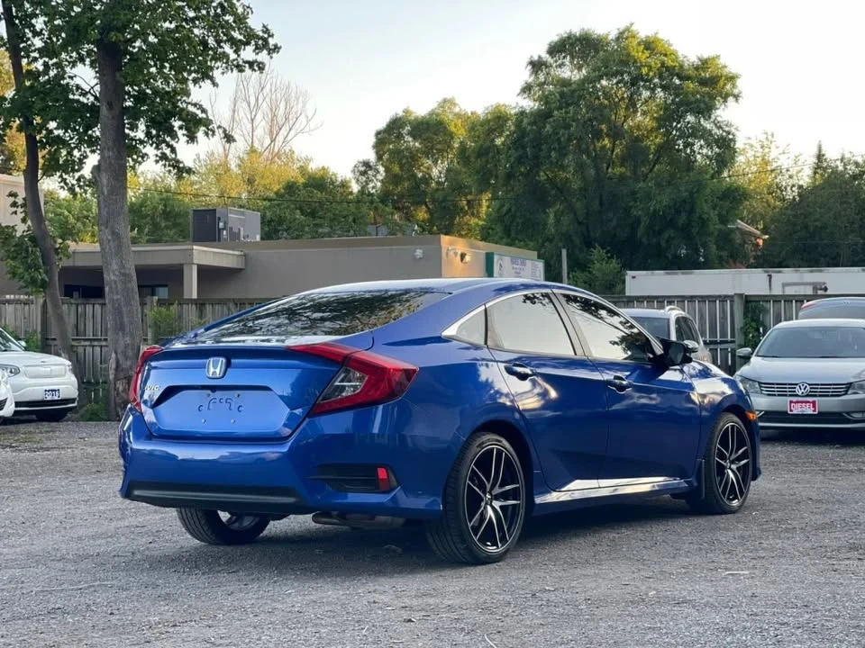 2018 Honda Civic 10th Gen - Image 13 of 15