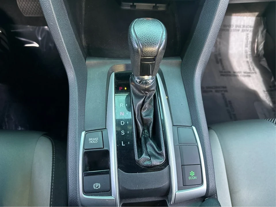 2018 Honda Civic 10th Gen - Image 15 of 20