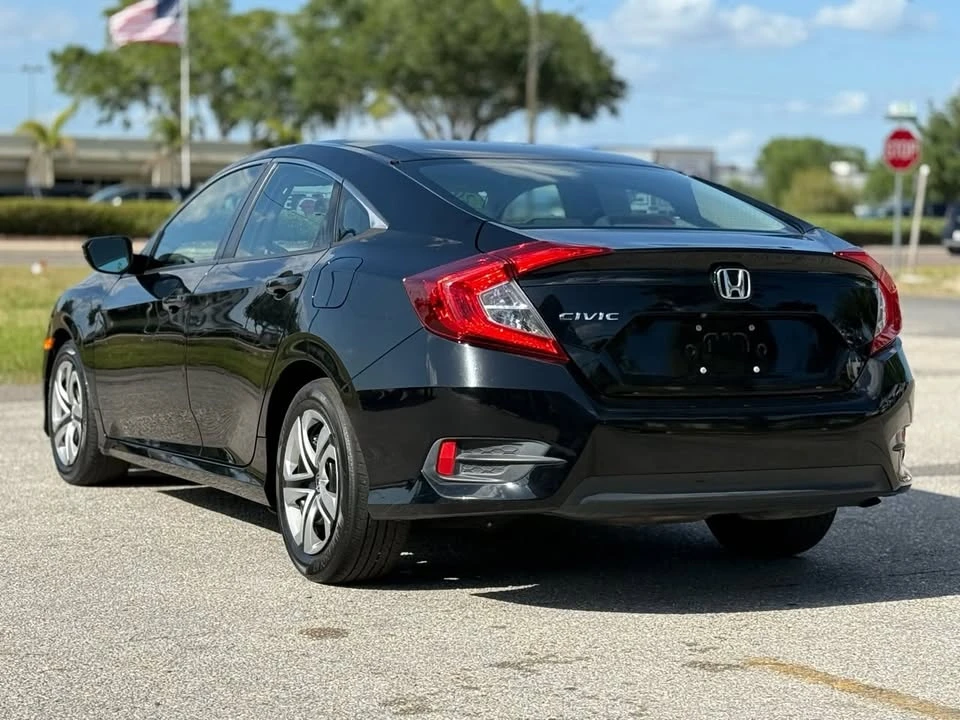 2018 Honda Civic 10th Gen - Image 2 of 12