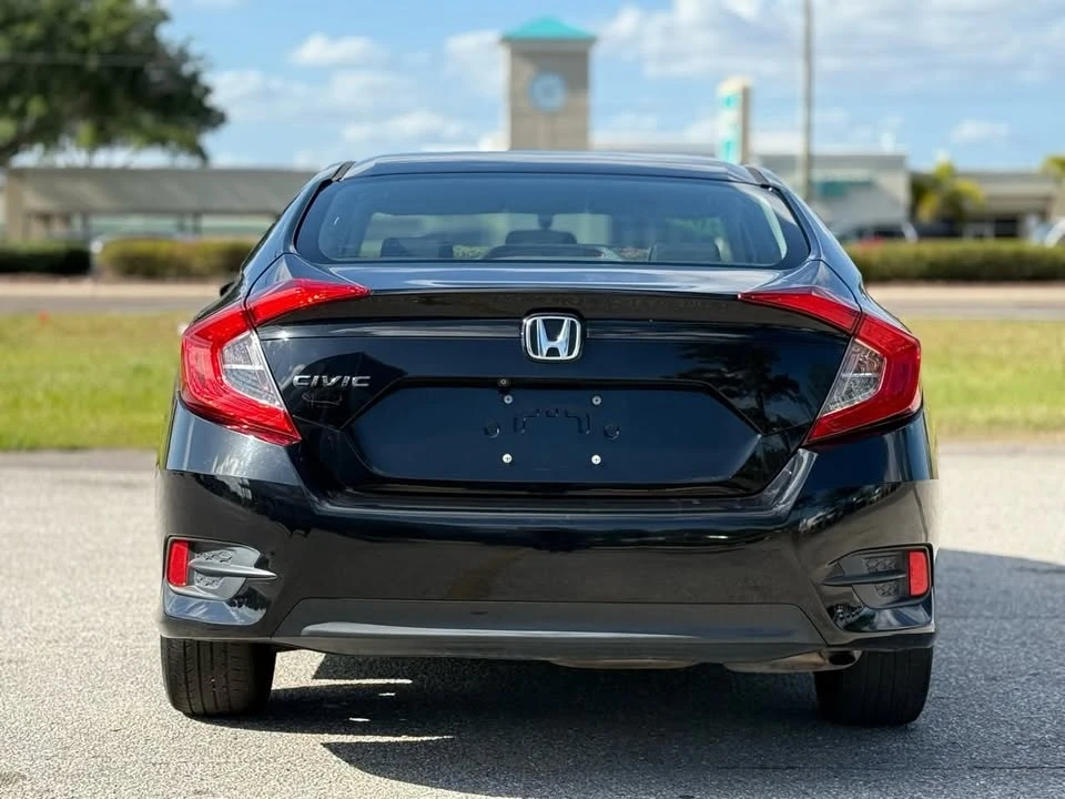 2018 Honda Civic 10th Gen - Image 3 of 12