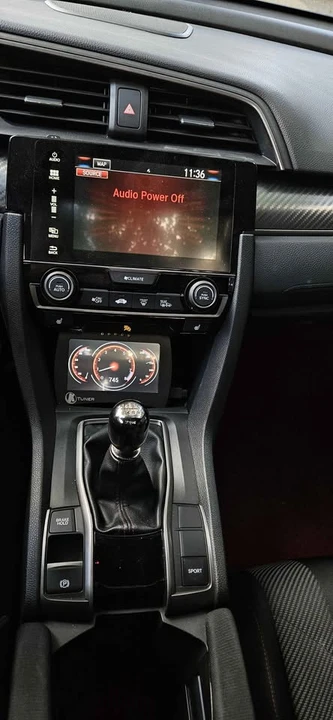 2018 Honda Civic 10th Gen - Image 8 of 13