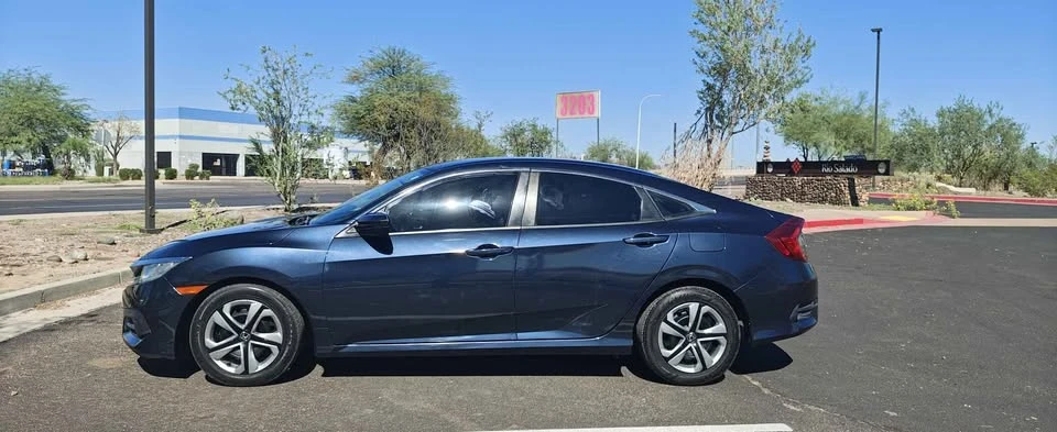 2018 Honda Civic 10th Gen - Image 3 of 17