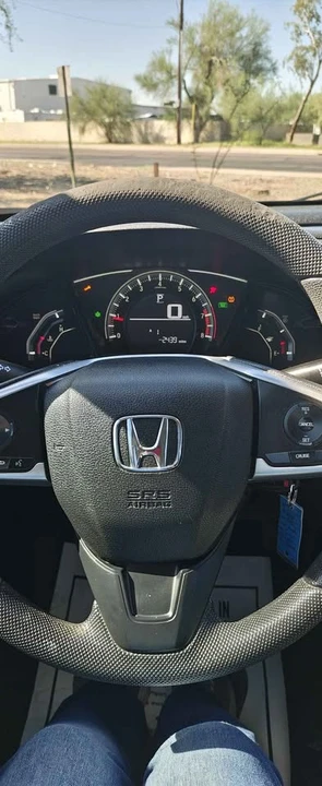 2018 Honda Civic 10th Gen - Image 11 of 17
