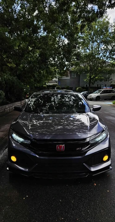2018 Honda Civic 10th Gen - Image 4 of 13